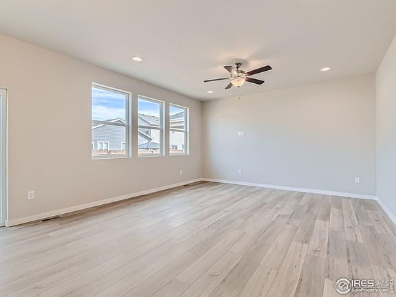5th image of 254 Jacobs Way