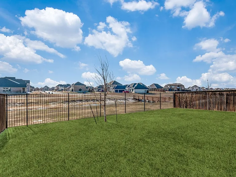 844 Lauren Grove Ln — Photo 29