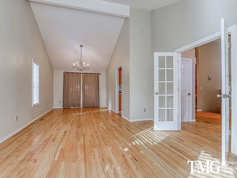 11004 NE Sherwood Dr — Photo 22
