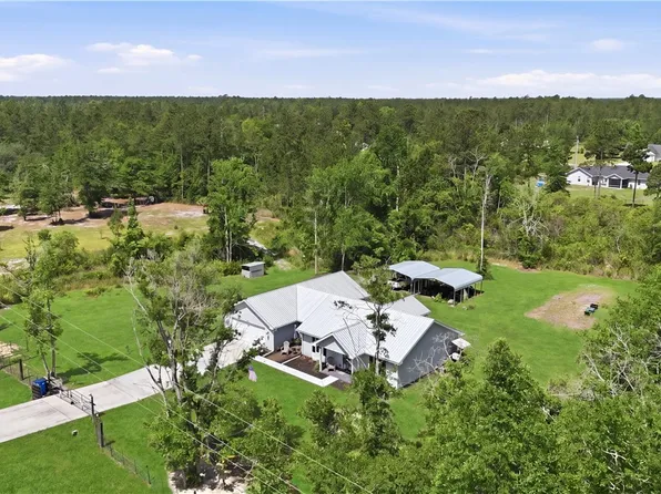 1748 Post Rd, Hortense, GA 31543
