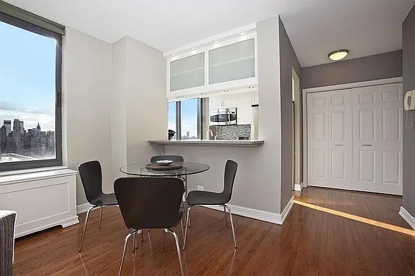 Rented by Brown Harris Stevens | media 43