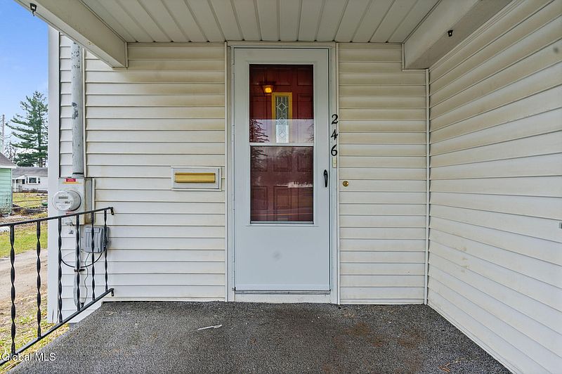 2nd image of 246 E Campbell Road