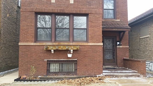 1st image of 3828 N Francisco Ave #Gn