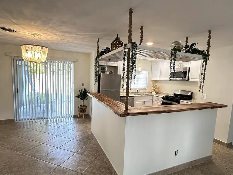 250 Andros Dr — Photo 7