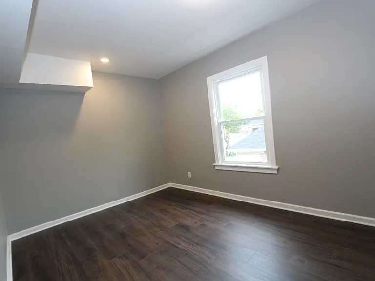 549 E 91st St #2 — Photo 14