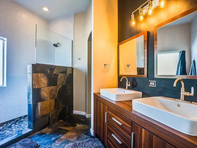 3078 W Desert Bird Ct — Photo 18