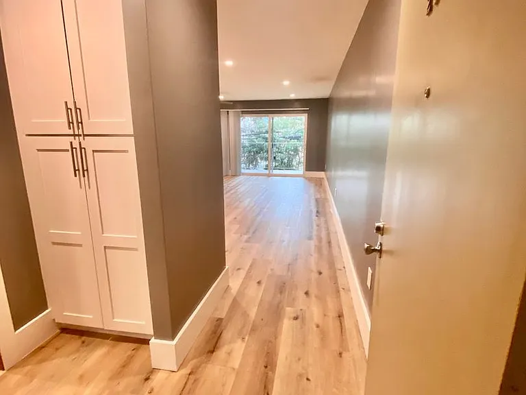 215 Euclid Avenue — Photo 19