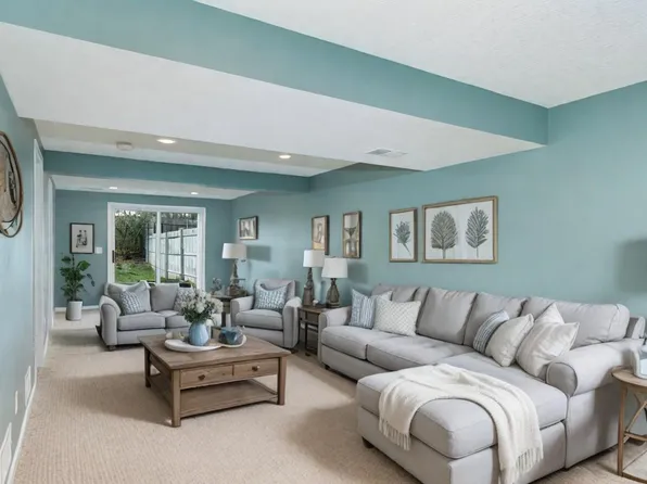 3654 Conroy Ct, Inver Grove Heights, MN 55076