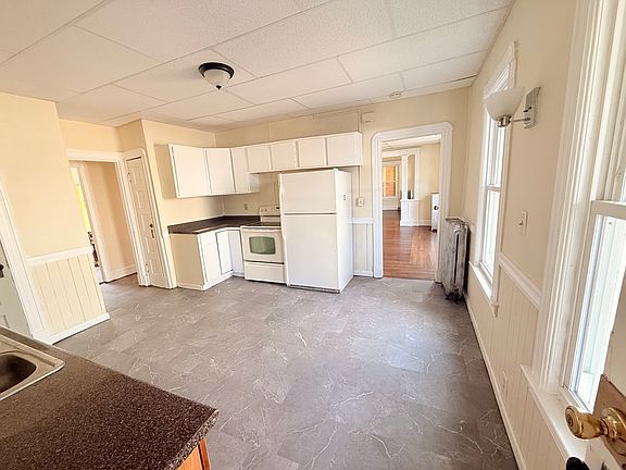 5th image of 43 Wellington St