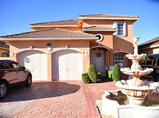 8769 NW 146th Ln, Miami Lakes, FL 33018