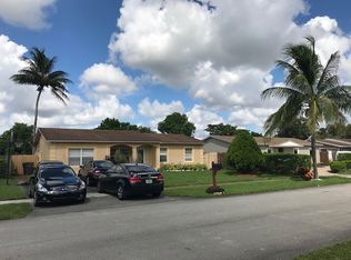416 SW 80th Ave, North Lauderdale, FL 33068