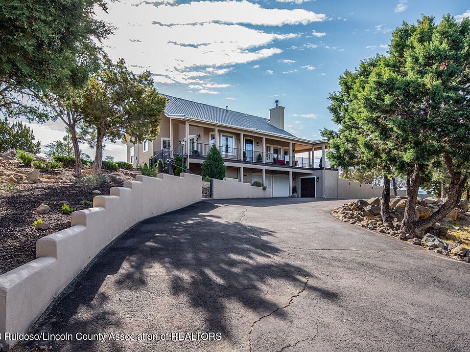 1st image of 202 Altamira Dr