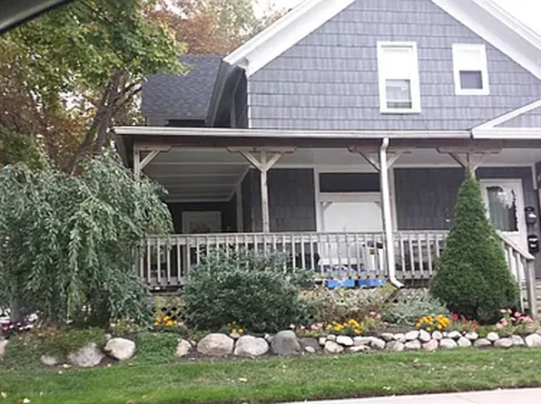 84 Dickinson Ave, Mount Clemens, MI 48043