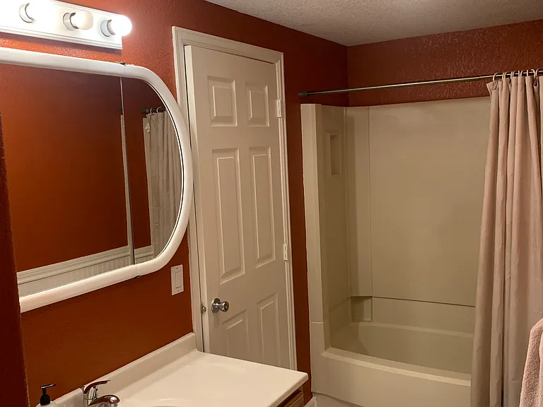 317 Wood Crest Dr — Photo 8