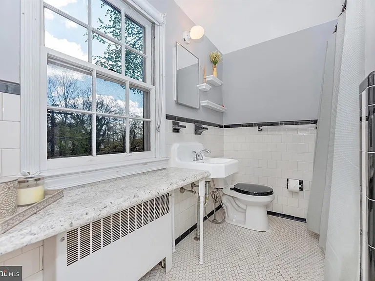 7023 Deerfield Rd — Photo 17