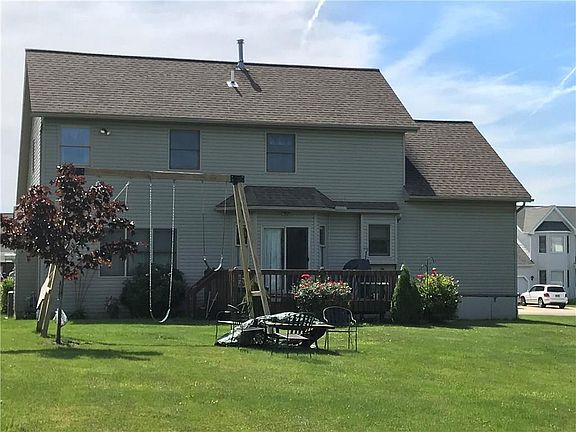 4th image of 4849 Village Cir