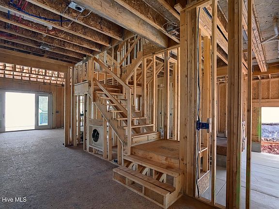 5th image of 3128 Carillon Way