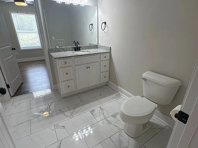 111 W End Ave — Photo 12