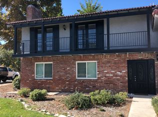 39777 Country Club Dr, Palmdale, CA 93551