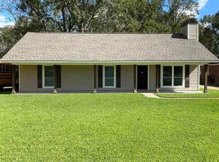 10322 Gretna Green Dr, Baker, LA 70714