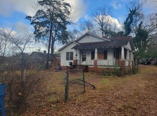 828 Brewer Ave, Greenwood, SC 29646
