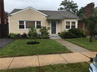 232 Grove St, Woodbridge, NJ 07095
