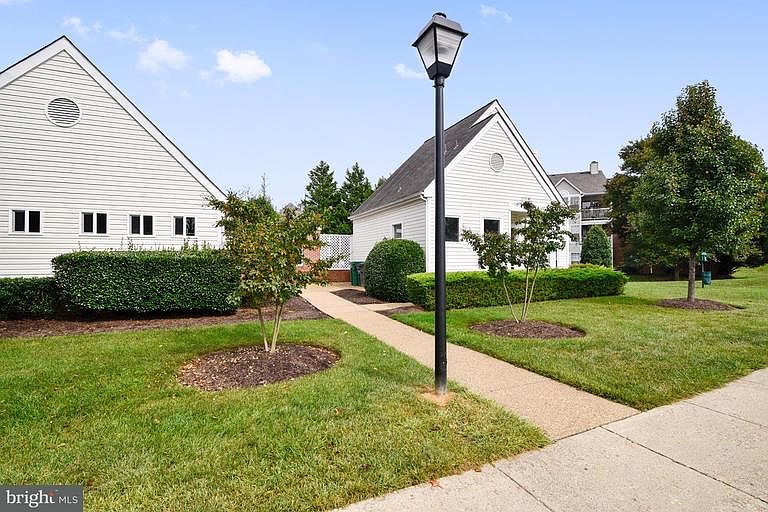 1st image of 12309 Ashmont Ct #1-304