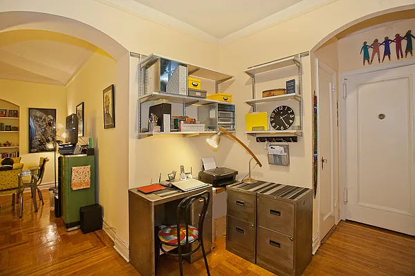 Sold by Avenue Sotheby's International Realty | media 20