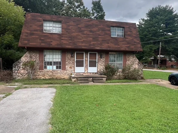 1241 Helena Dr APT B, Hixson, TN 37343