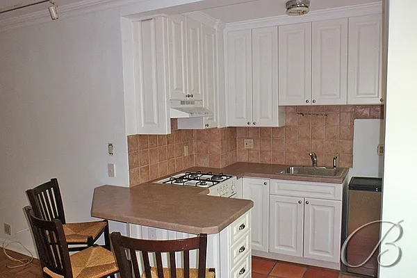 Sold by Bellmarc Realty | media 1