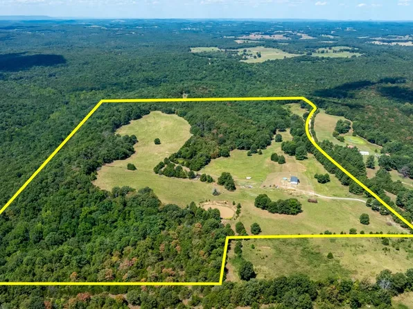 56 Peter Martin Hill Rd, Cave City, AR 72521