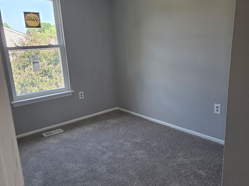 1st image of 103 Kettering Dr