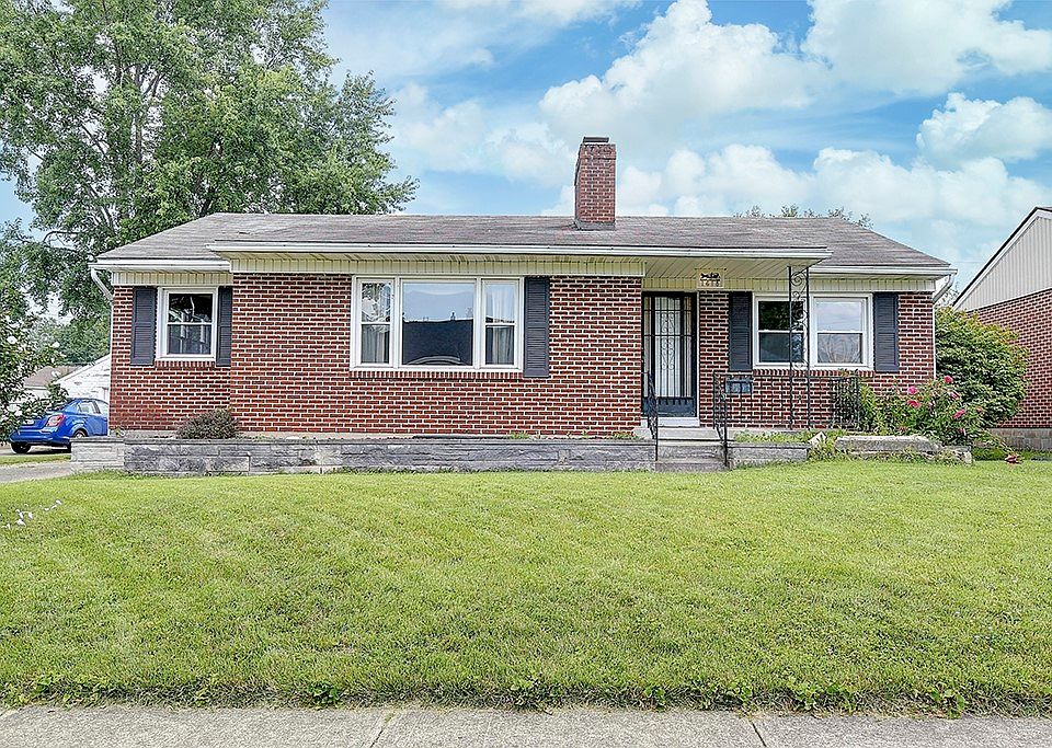 1st image of 1618 Malden Ave