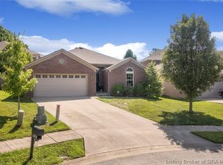 2611 Pinehurst Ct, New Albany, IN 47150