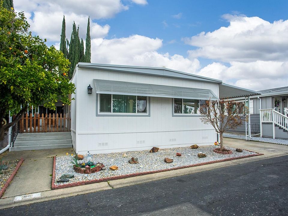 1st image of 56 La Mesa Way