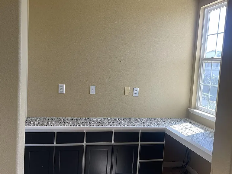 2683 Presidio Dr — Photo 12