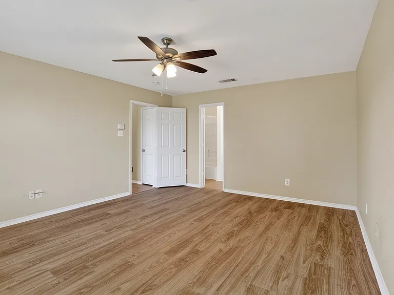 116 Meadow View Ln — Photo 10