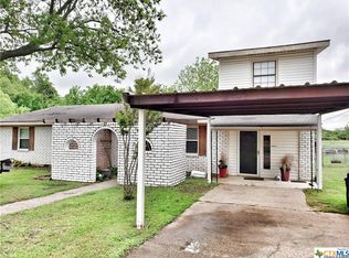 1003 Golf Course Rd, Gatesville, TX 76528