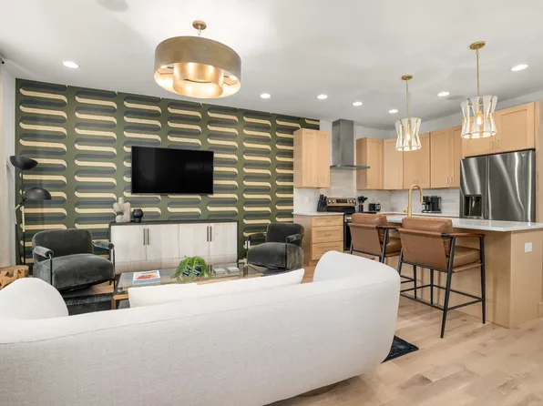 2000 S Hamilton Rd #16, Nashville, TN 37218