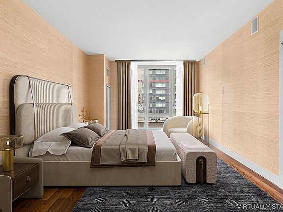 4th image of 250 E 53rd St APT 702