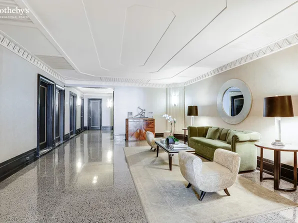 434 East 52nd Street 6D image 8 of 9