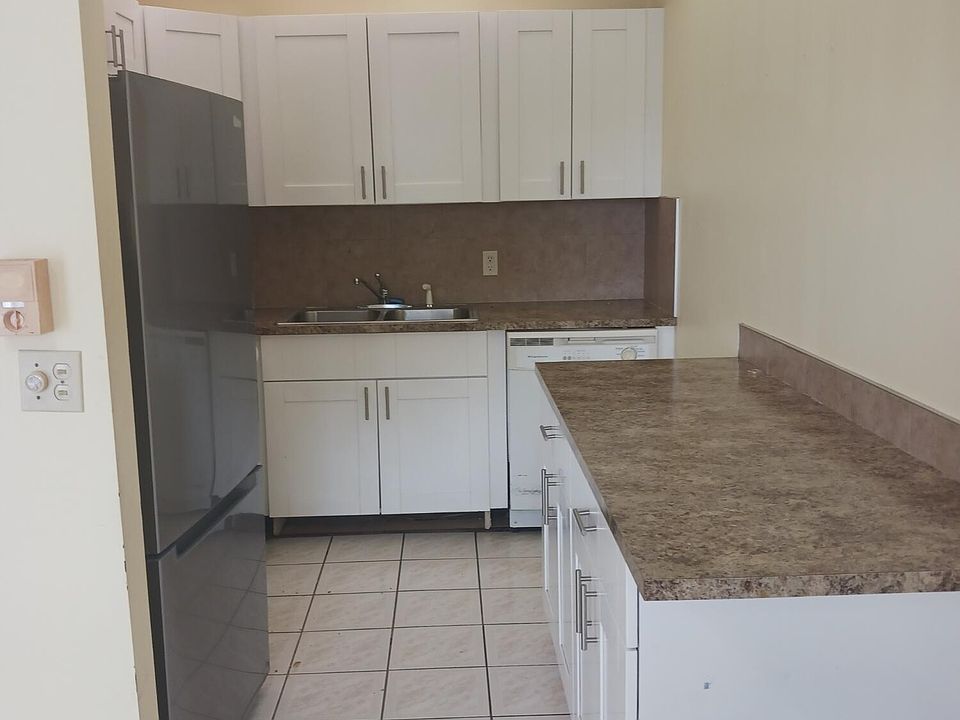 1st image of 110 Northampton #F
