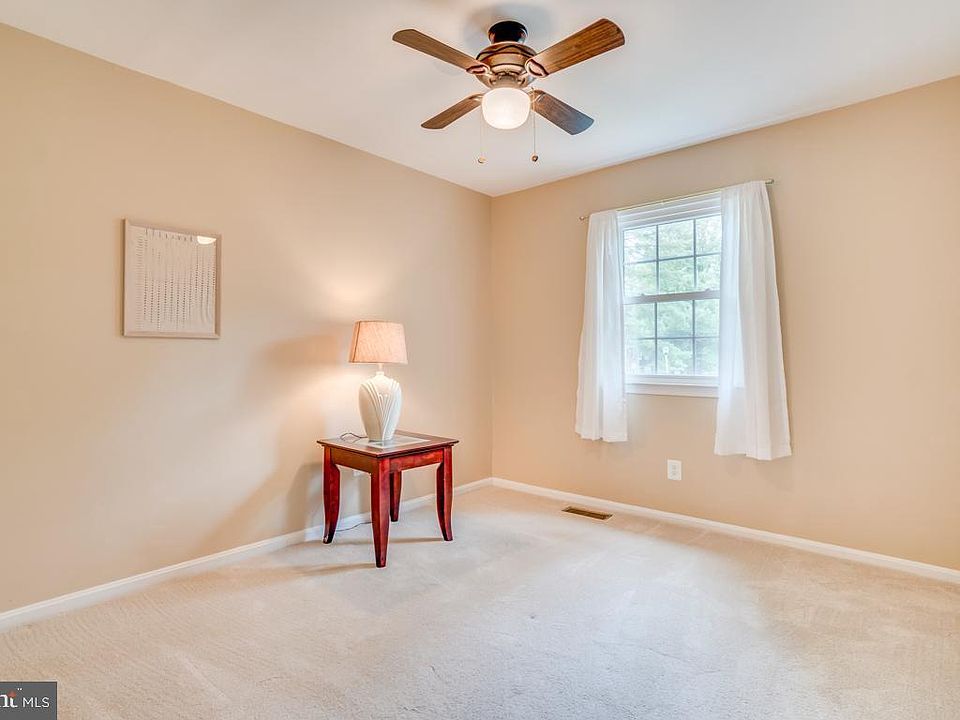 1st image of 4971 McFarland Ct
