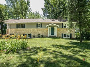 17615 8th Ave N, Plymouth, MN 55447