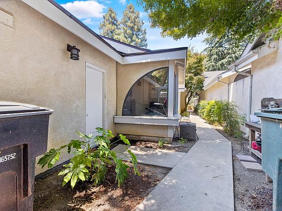 5th image of 1442 E Castleview Avenue