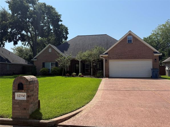 12780 Capricornus Dr