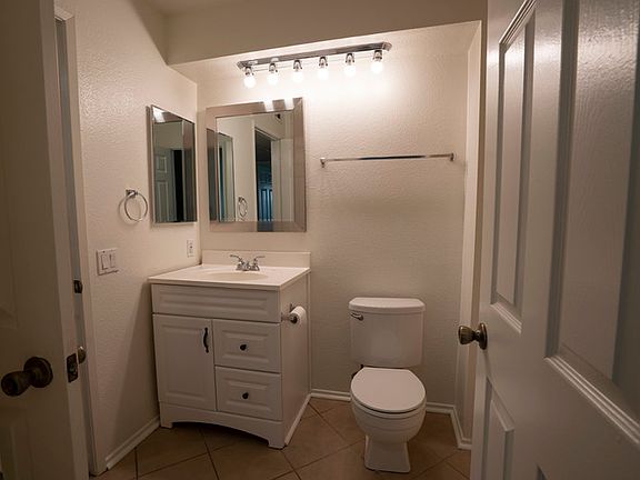 4th image of 1365 Crafton Ave APT 1080