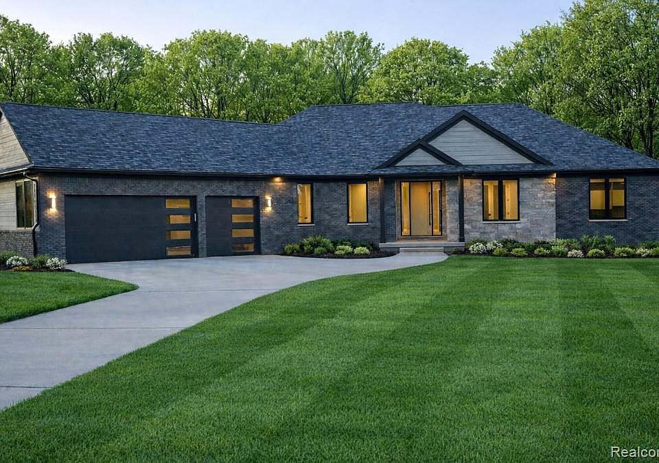 1st image of 632 Kings Fairway Ct