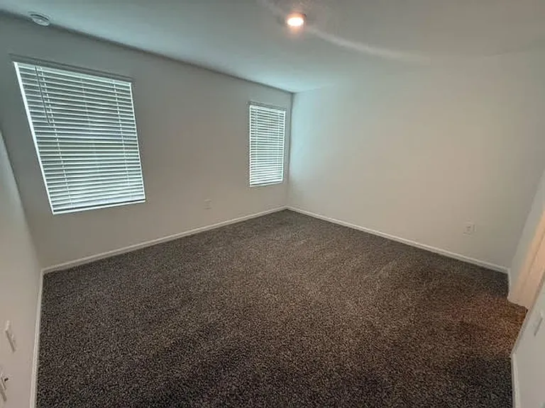 65183 Forest Glen Ln — Photo 35