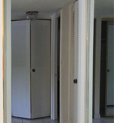 5th image of 2801 NE 183rd St APT 103W